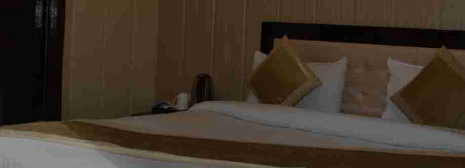 New Hotel Snow Crest Cover Image